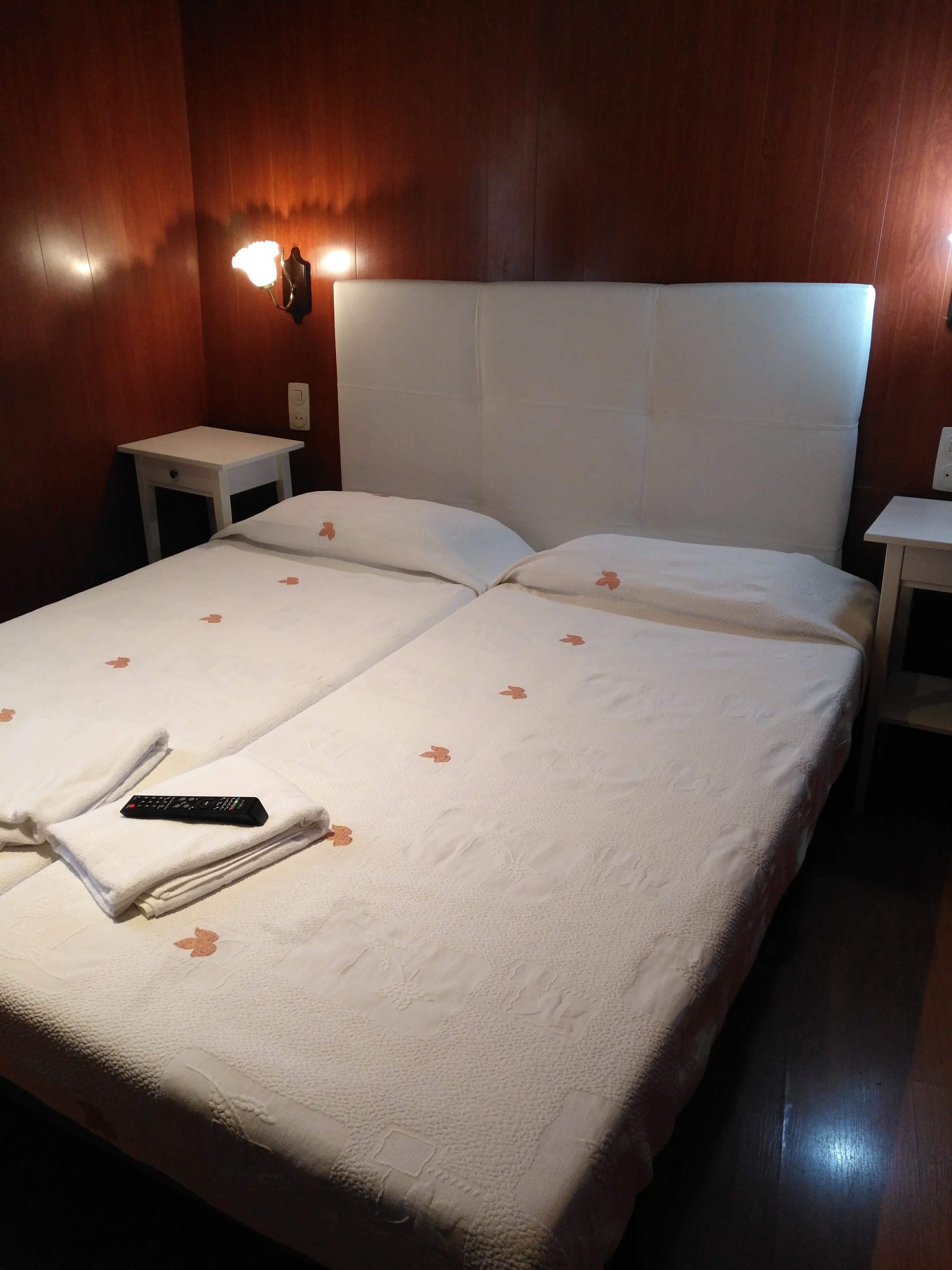 Hostal Porta De Nuria Ribes De Freser Zewnętrze zdjęcie