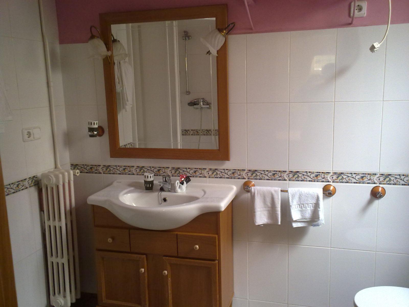 Hostal Porta De Nuria Ribes De Freser Zewnętrze zdjęcie
