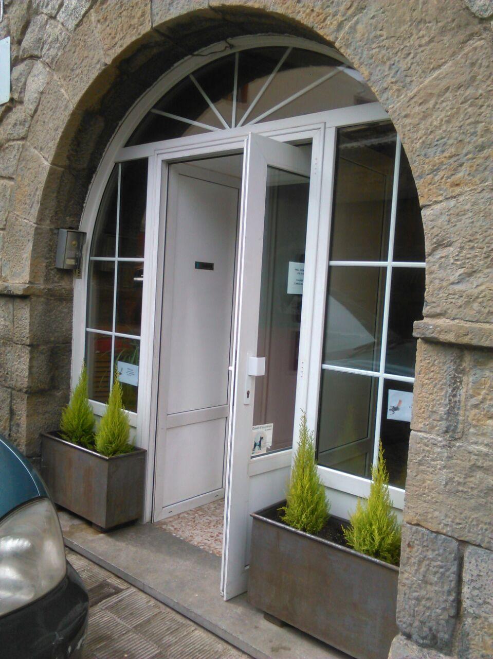Hostal Porta De Nuria Ribes De Freser Zewnętrze zdjęcie