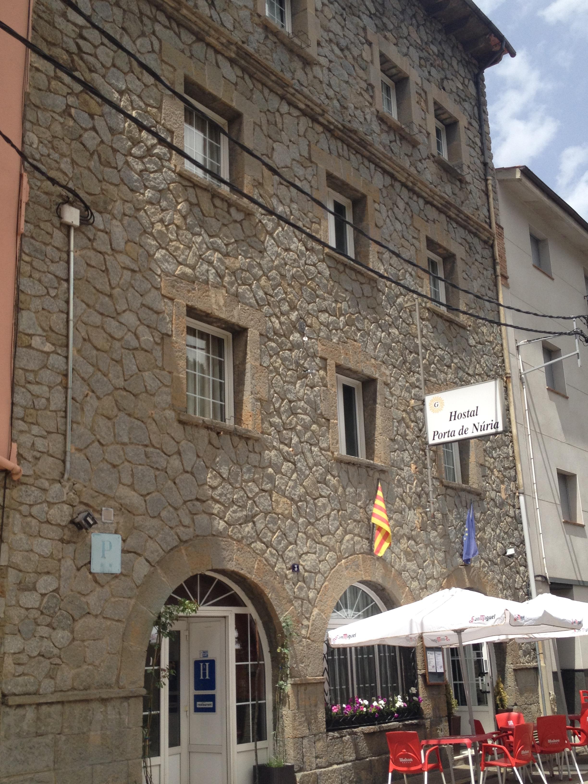 Hostal Porta De Nuria Ribes De Freser Zewnętrze zdjęcie