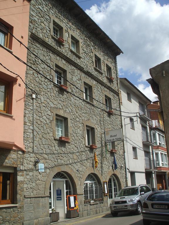 Hostal Porta De Nuria Ribes De Freser Zewnętrze zdjęcie