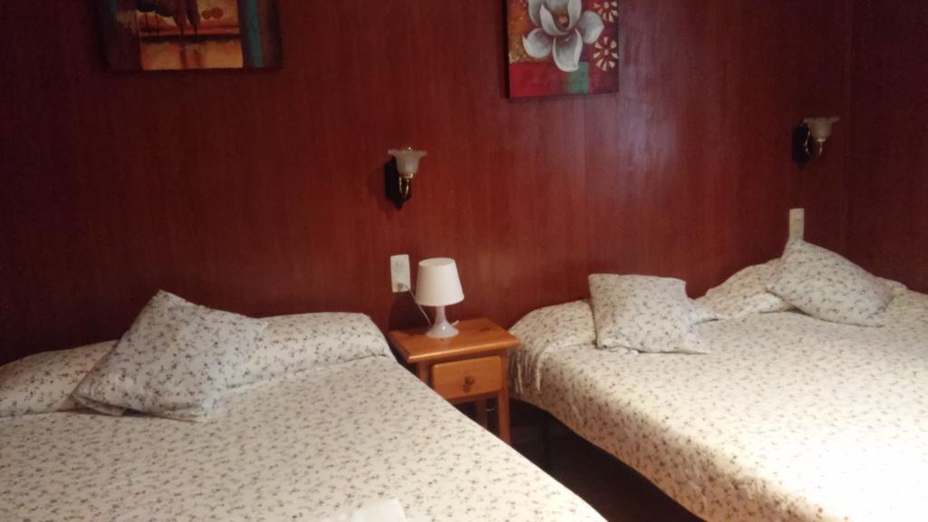Hostal Porta De Nuria Ribes De Freser Zewnętrze zdjęcie
