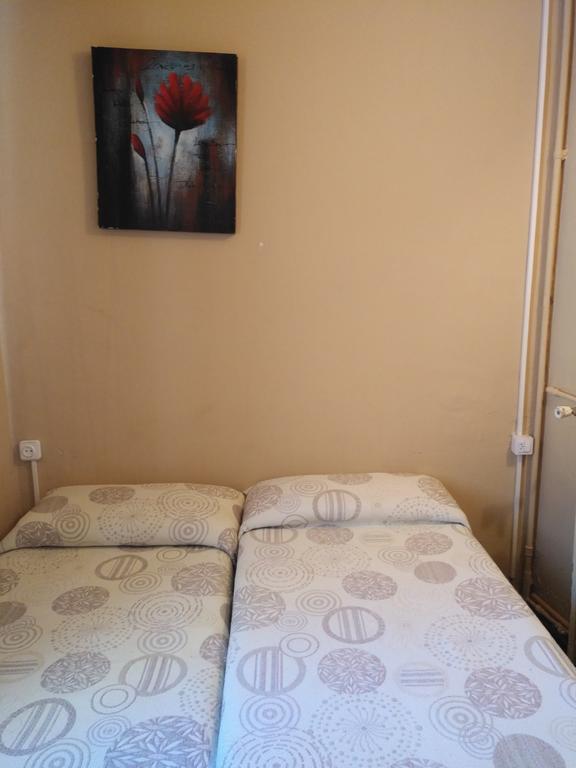 Hostal Porta De Nuria Ribes De Freser Zewnętrze zdjęcie