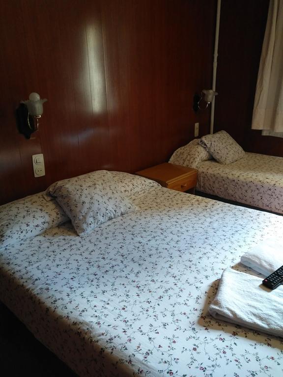 Hostal Porta De Nuria Ribes De Freser Zewnętrze zdjęcie